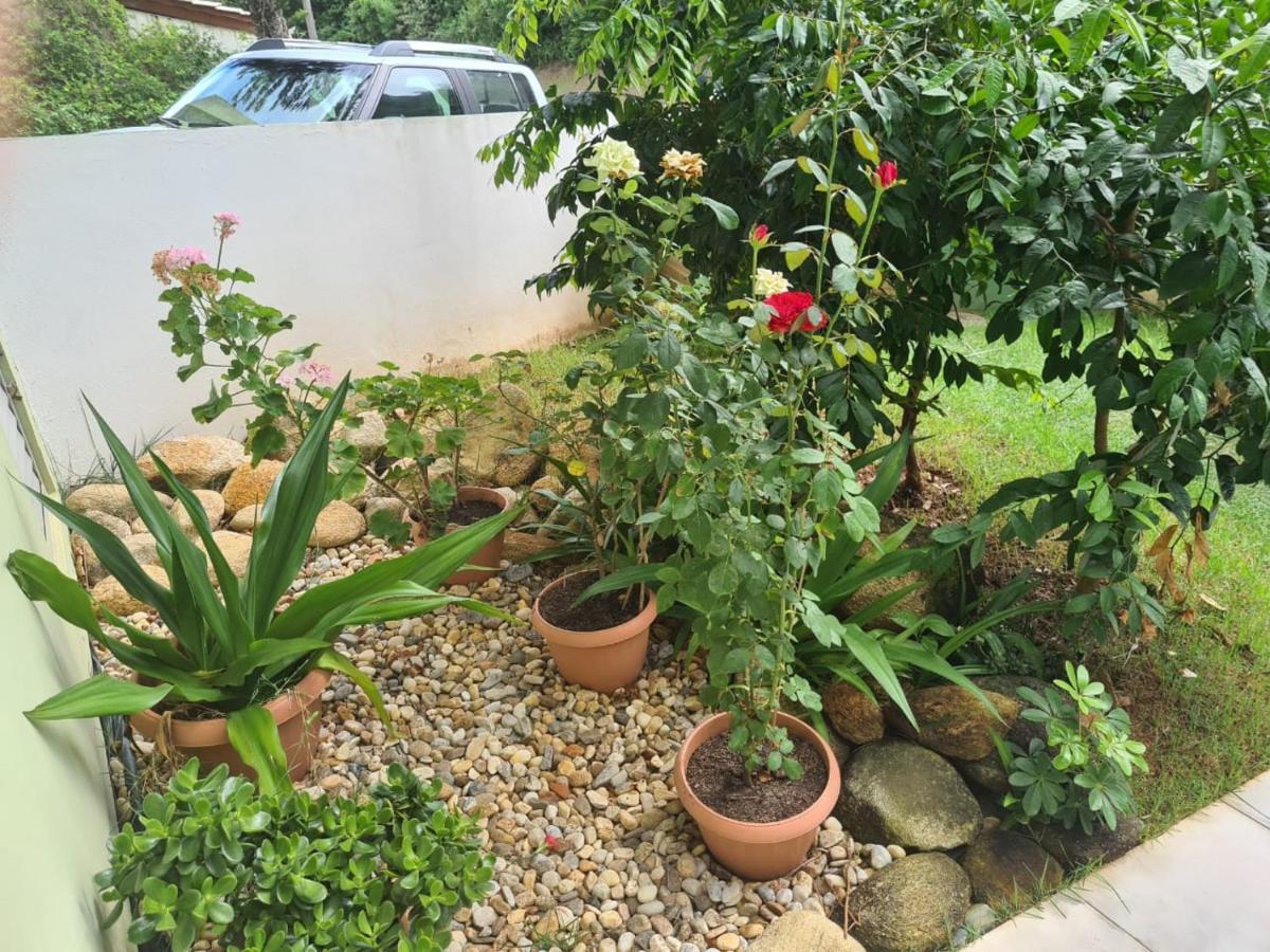 בומבינאס Praia De 4 Ilhas Apartamento De 1 Quarto A 60M Praia Com Vista מראה חיצוני תמונה